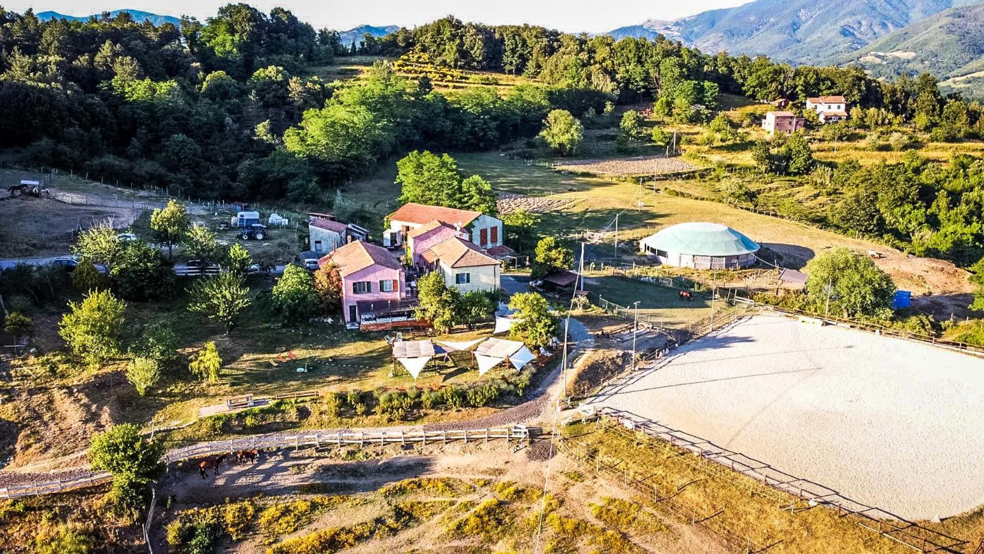 Agriturismo Dei Legi San Pietro Vara Екстериор снимка
