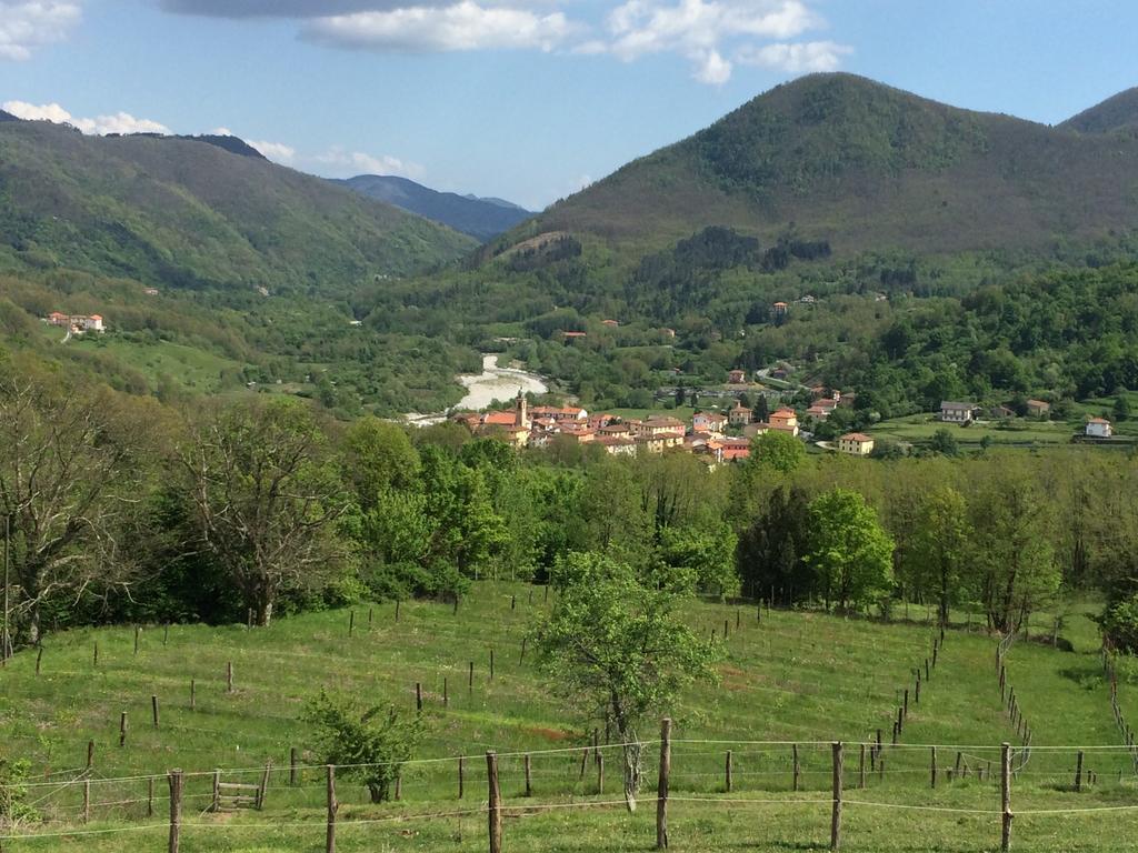 Agriturismo Dei Legi San Pietro Vara Екстериор снимка