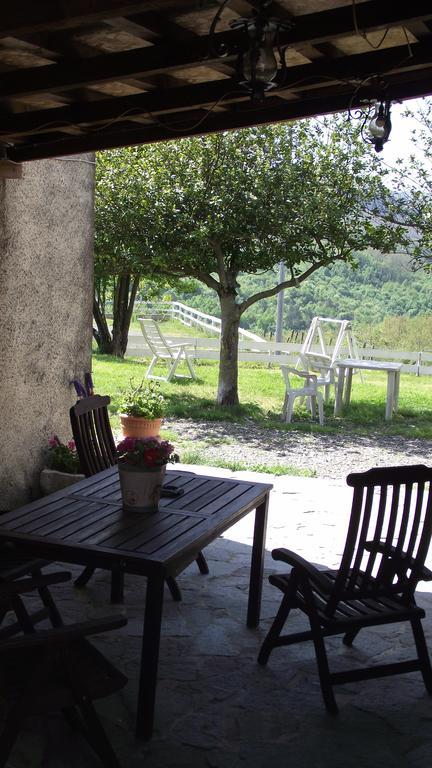 Agriturismo Dei Legi San Pietro Vara Екстериор снимка