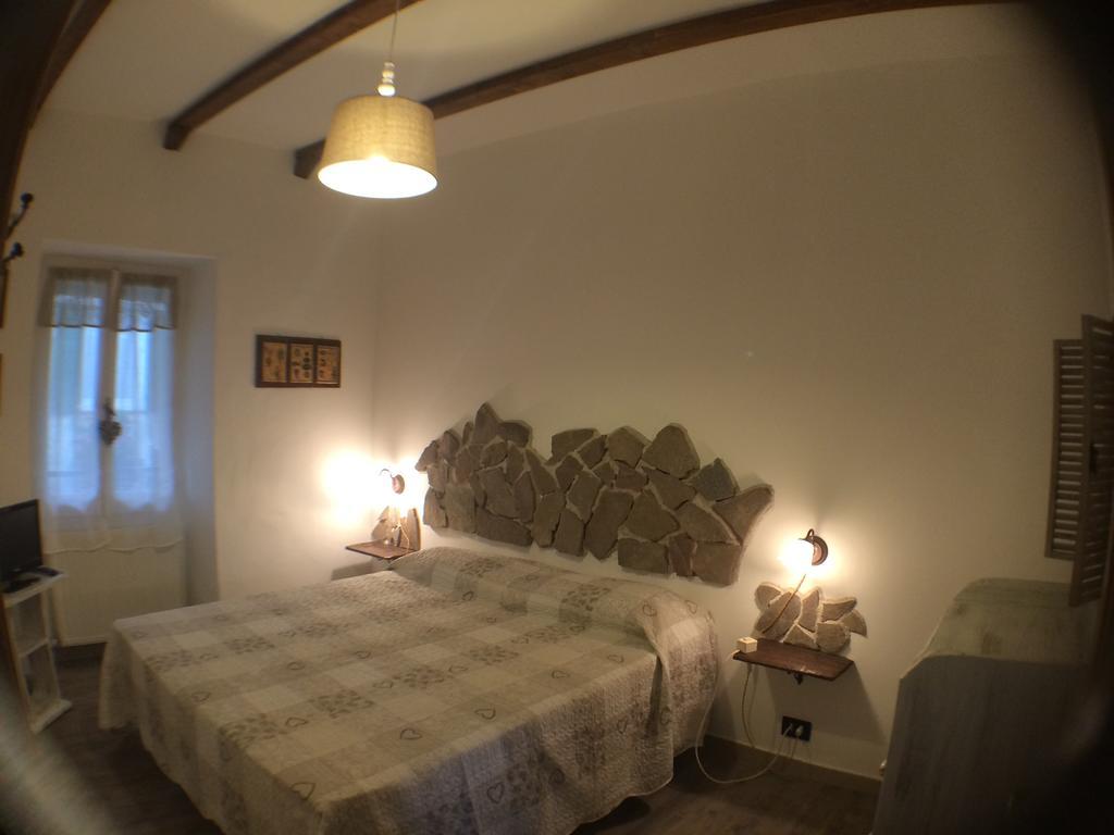 Agriturismo Dei Legi San Pietro Vara Екстериор снимка