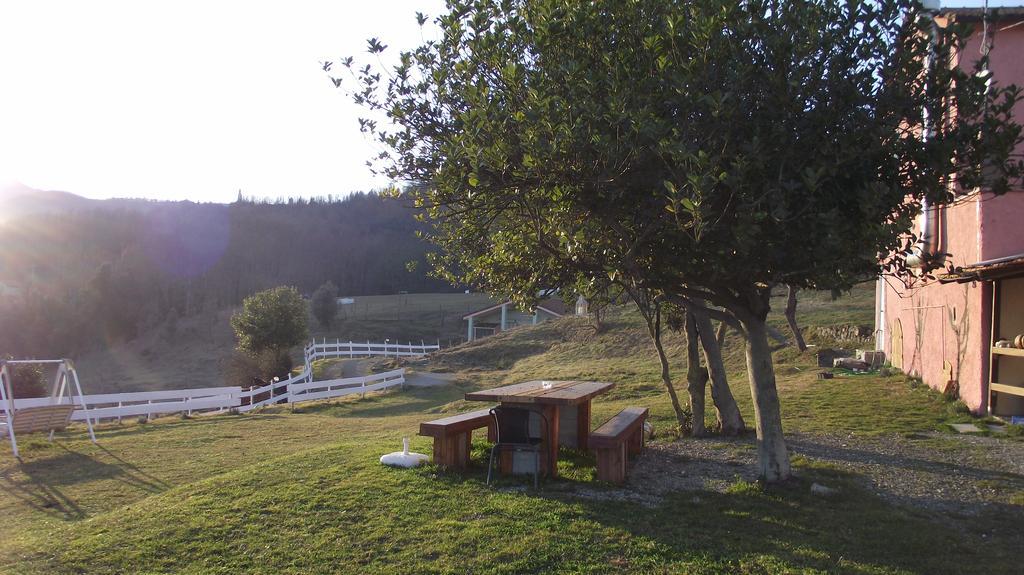 Agriturismo Dei Legi San Pietro Vara Екстериор снимка